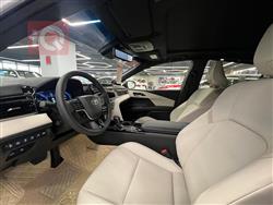 تۆیۆتا کامری